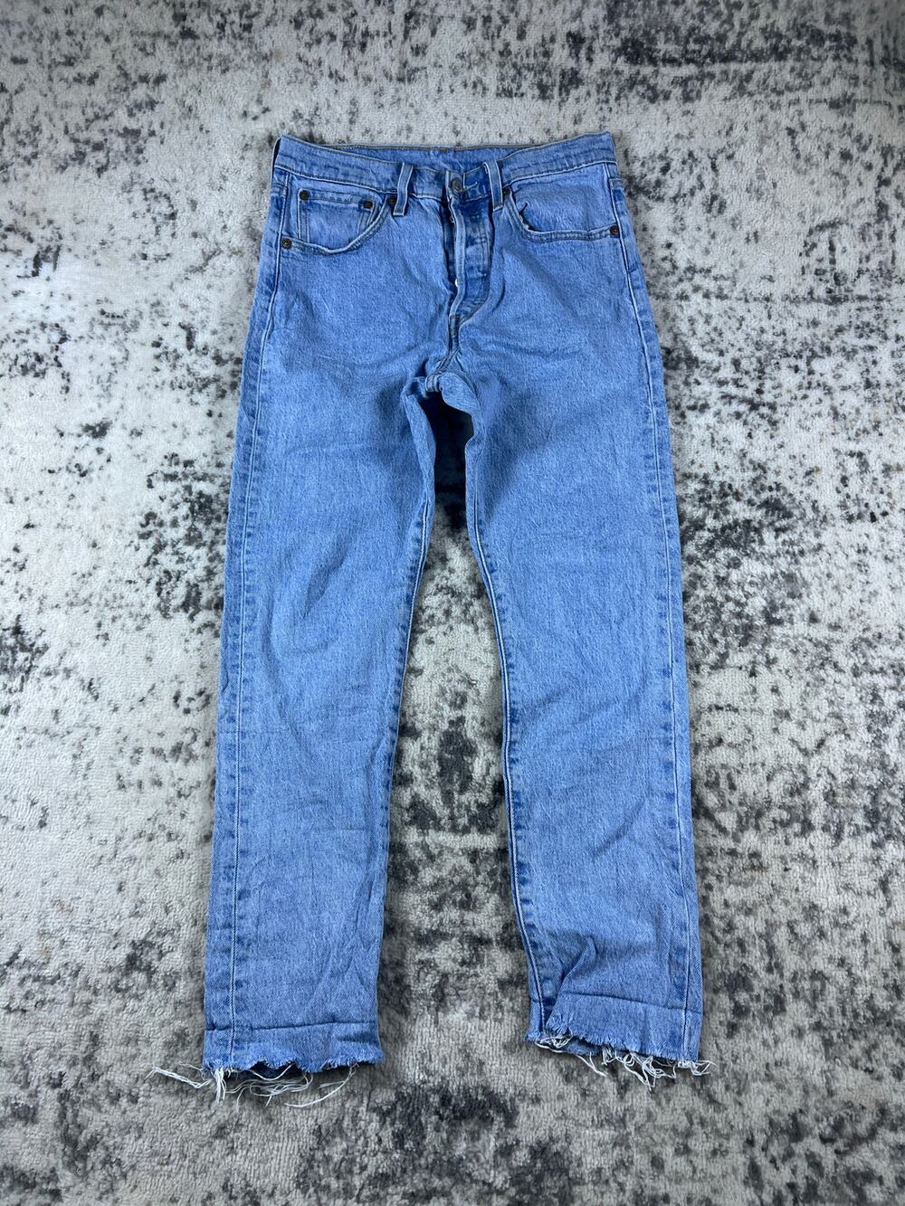 Levi's 501 S Skinny Jeans Womens 28x28 Blue High Rise Light Wash Cut Off Hem
